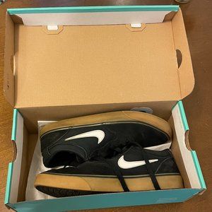 Nike SB Chron 2 - Mens 8 - Black